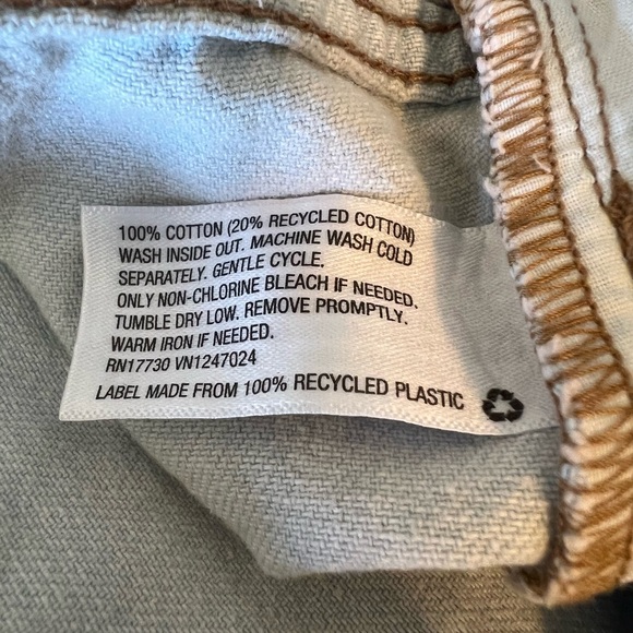 NWT WILD FABLE HIGH RISE DENIM SHORTS / SIZE: 14 / 2.5” Inseam - Picture 7 of 7